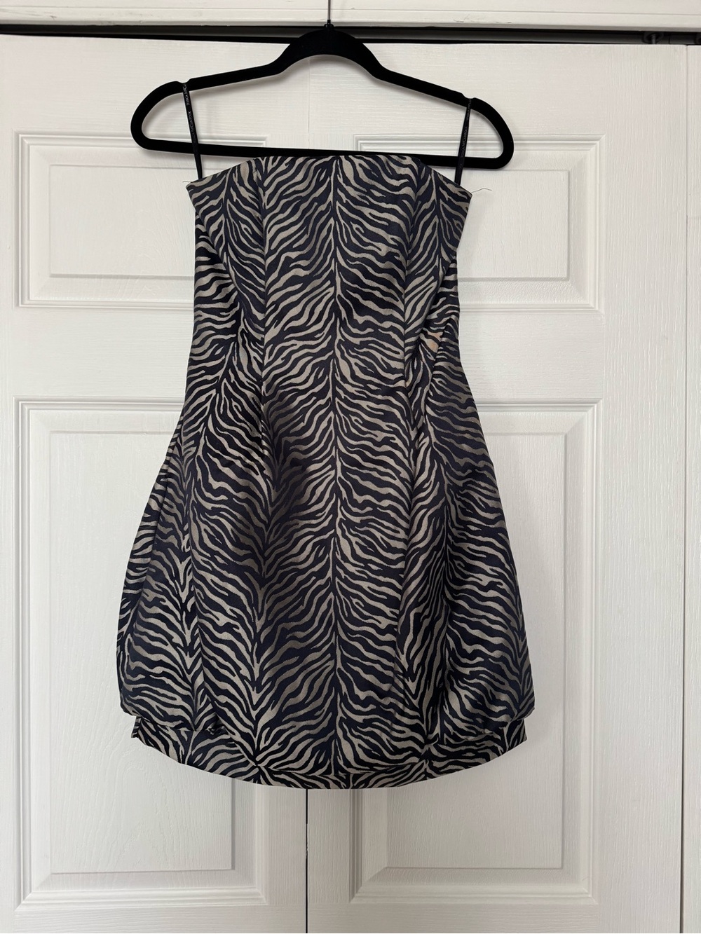 Jessica McClintock Navy and Cream Zebra-Print Strapless Mini Dress
